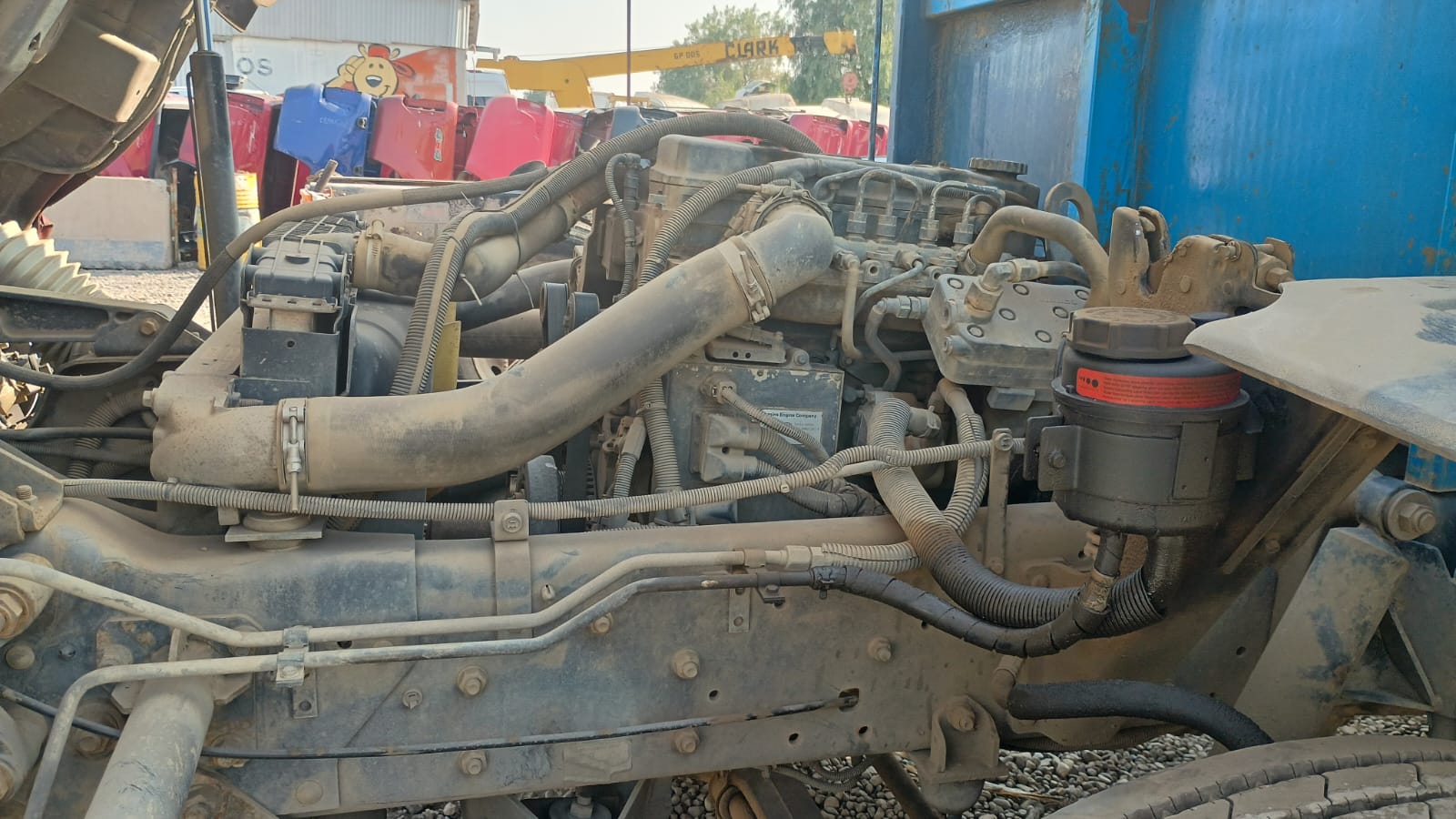 ESTANQUE DE PETROLEO Ford CARGO 1719 2012  USADO  EN DESARME